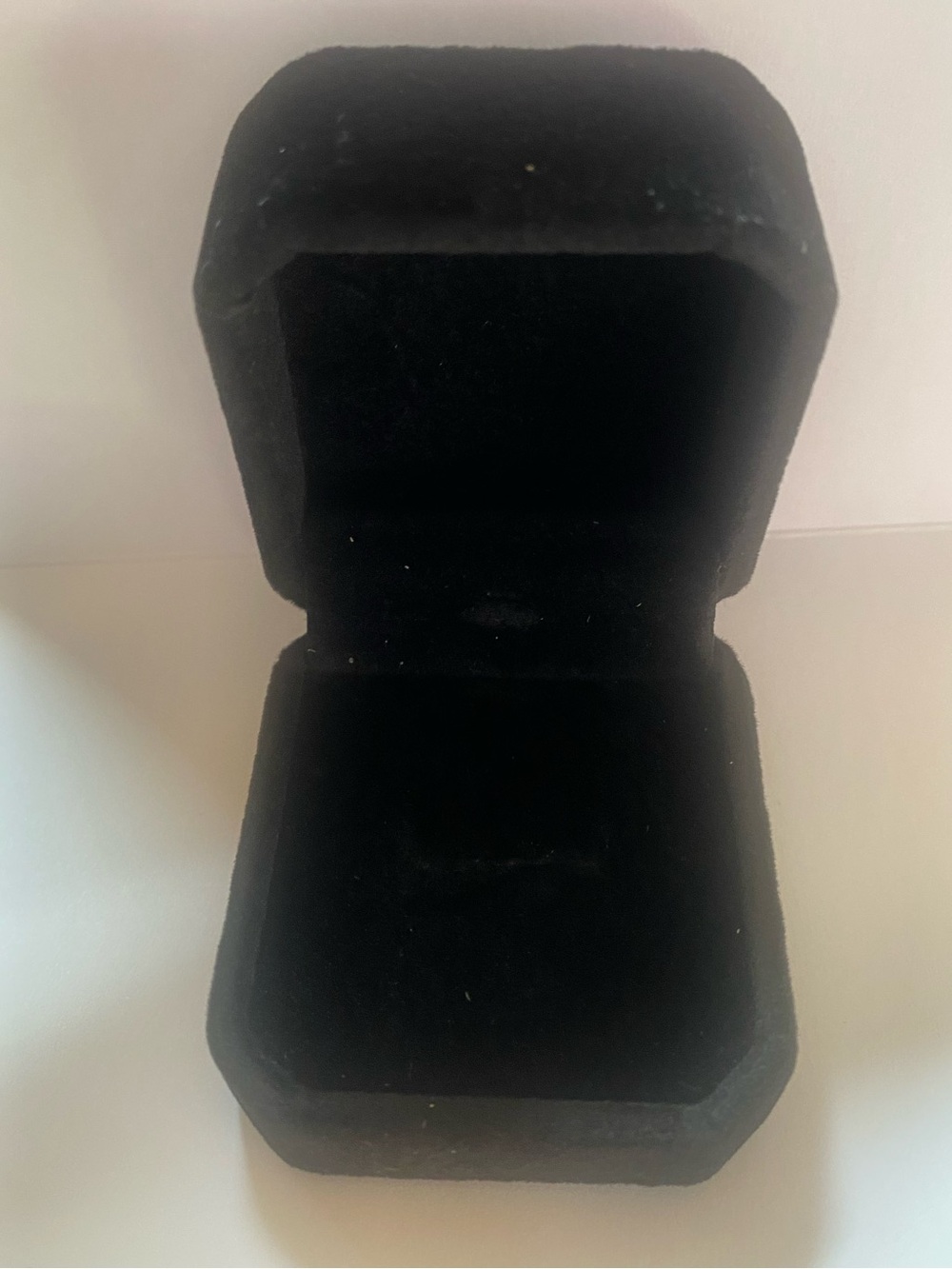 Velvet Single Ring Box (Empty Box) - Picture 7 of 8